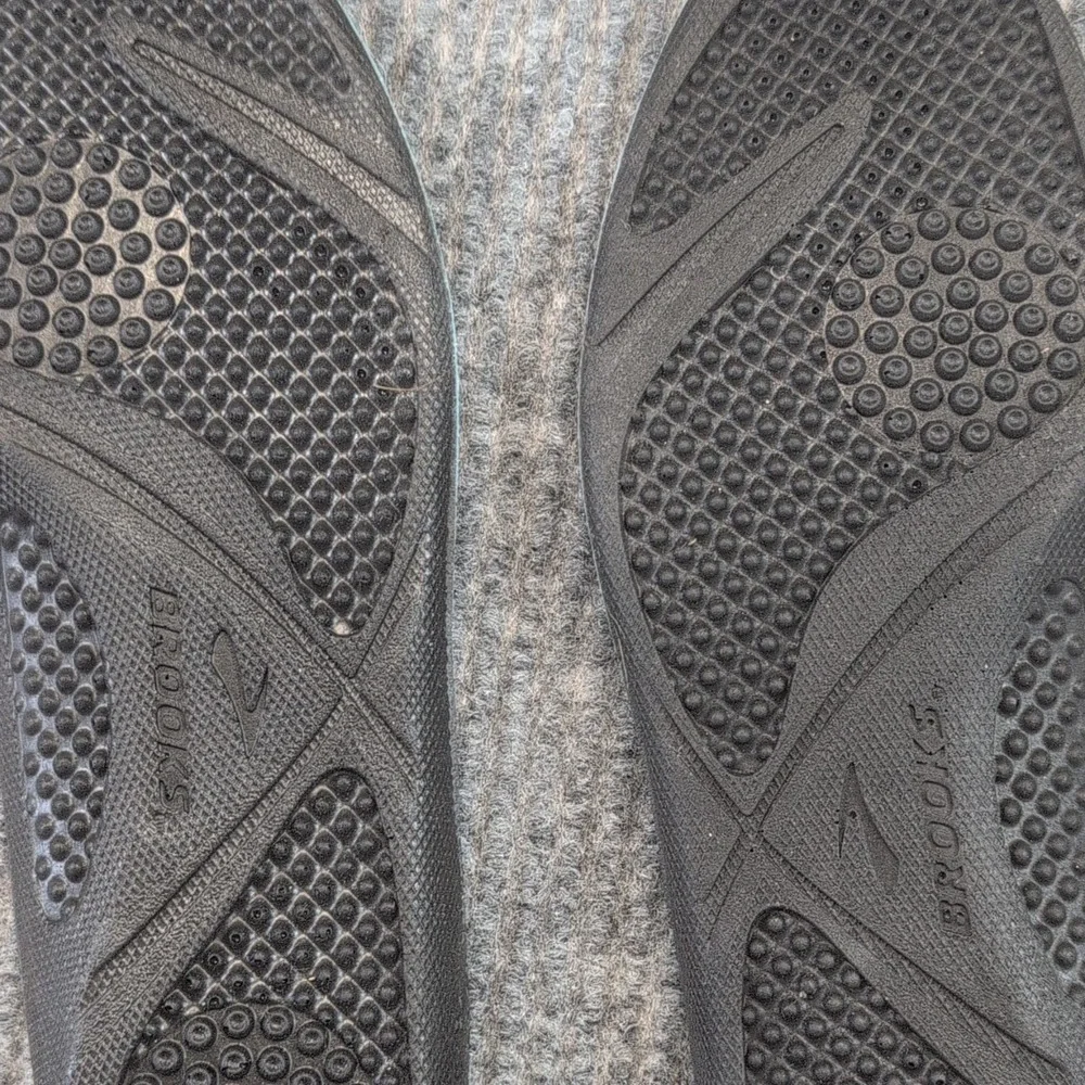 New Balance 510 Women's Size 11 Trail Running Athletic Sneakers BROOKS INSOLES!